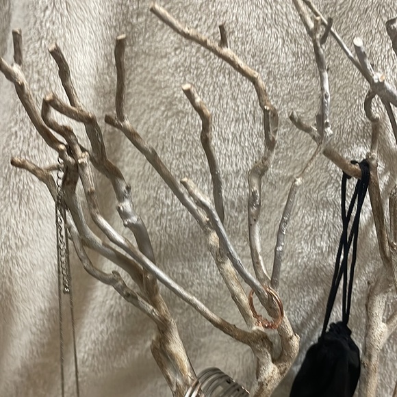 Handmade Jewelry Tree - Picture 5 of 6